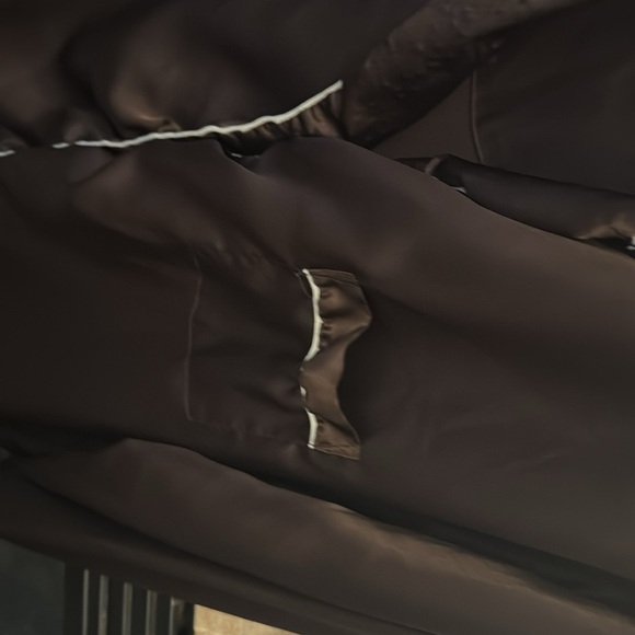 Victoria’s Secret Brown pajama top - Picture 3 of 8